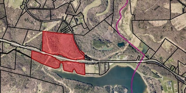 460 Beaver Run Road, Washington Twp, PA 15613