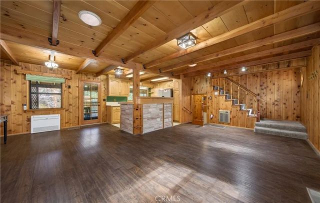 5744 Heath Creek, Wrightwood, CA 92397