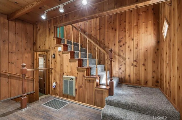 5744 Heath Creek, Wrightwood, CA 92397