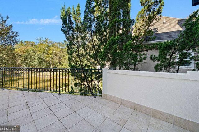 4 Vale Close NE, Atlanta, GA 30324