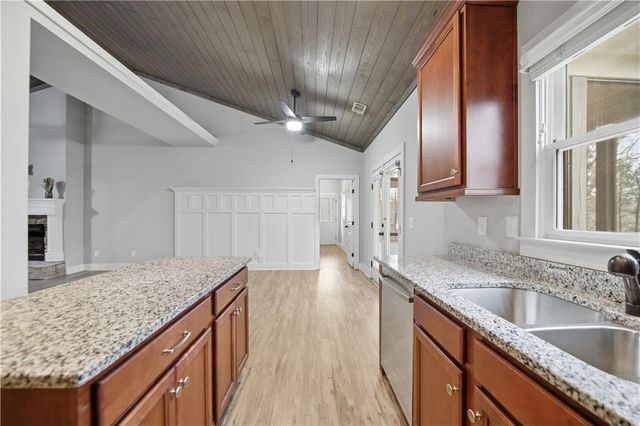 294 Town Creek Road, Talking Rock, GA 30175