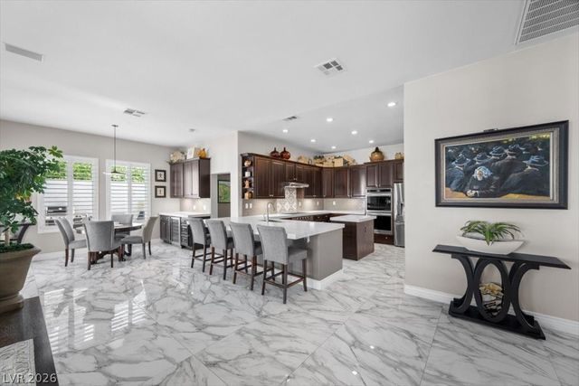 1516 Castle Wall Street, Las Vegas, NV 89117