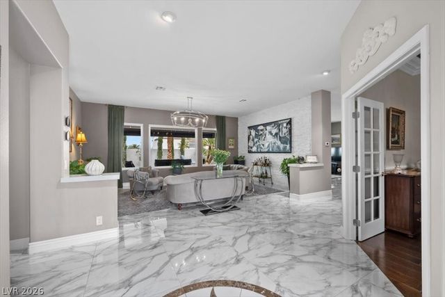 1516 Castle Wall Street, Las Vegas, NV 89117