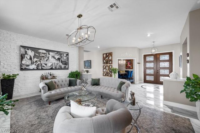 1516 Castle Wall Street, Las Vegas, NV 89117