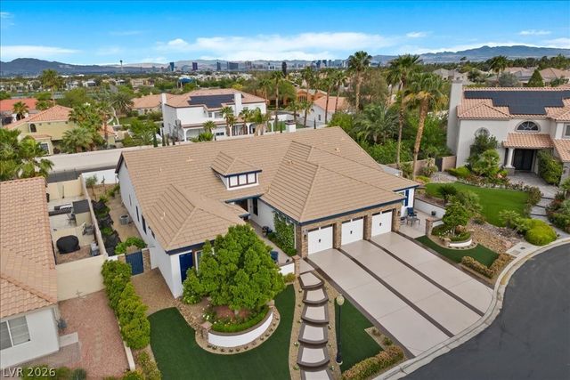 1516 Castle Wall Street, Las Vegas, NV 89117