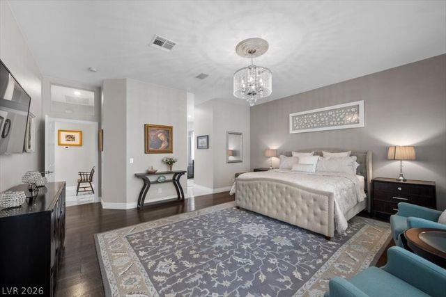 1516 Castle Wall Street, Las Vegas, NV 89117