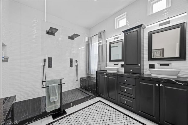 1516 Castle Wall Street, Las Vegas, NV 89117