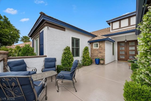 1516 Castle Wall Street, Las Vegas, NV 89117