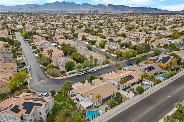 1516 Castle Wall Street, Las Vegas, NV 89117