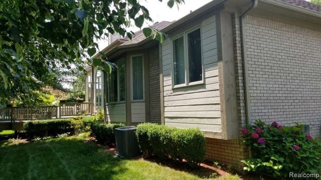 48280 Elmwood Drive, Shelby Twp, MI 48315