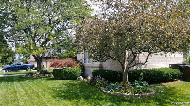 48280 Elmwood Drive, Shelby Twp, MI 48315