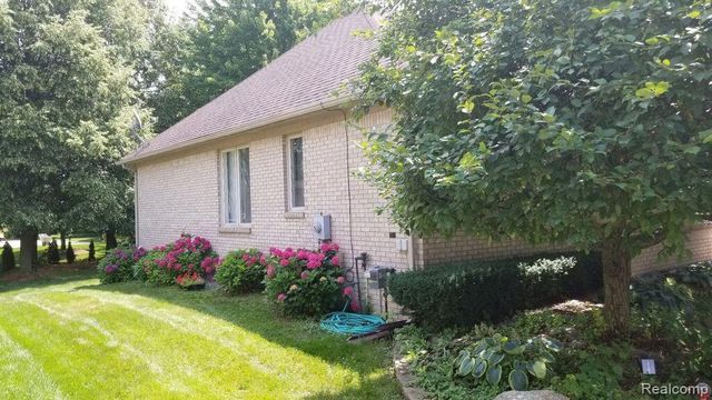 48280 Elmwood Drive, Shelby Twp, MI 48315
