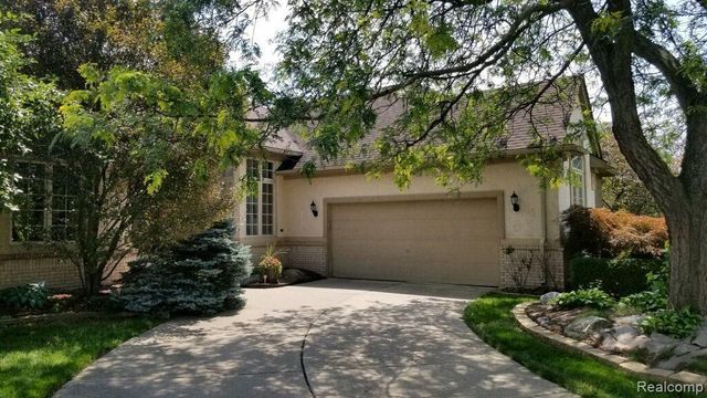48280 Elmwood Drive, Shelby Twp, MI 48315