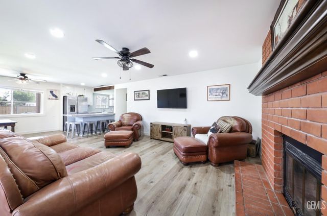 17840 Buckboard Drive, Bakersfield, CA 93314