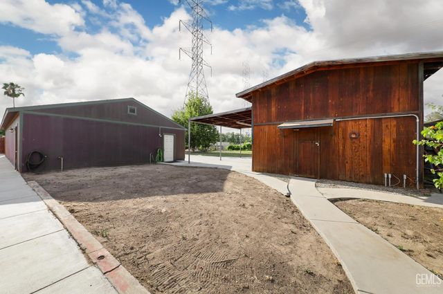 17840 Buckboard Drive, Bakersfield, CA 93314