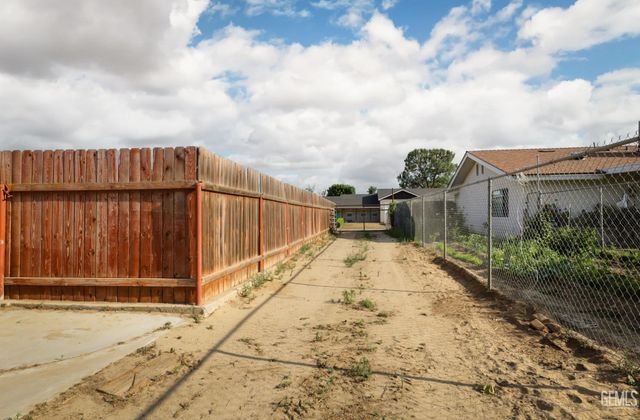 17840 Buckboard Drive, Bakersfield, CA 93314