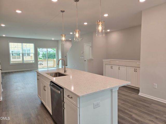 5009 Jowett'S Walk Drive 37, Cary, NC 27519