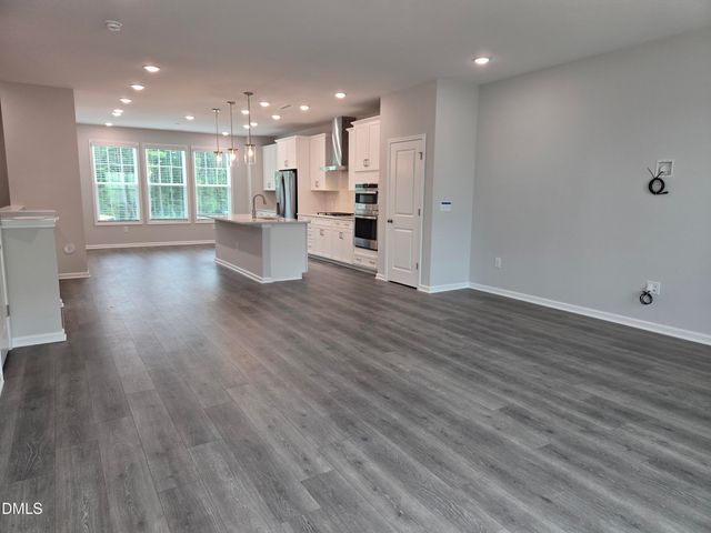 5009 Jowett'S Walk Drive 37, Cary, NC 27519