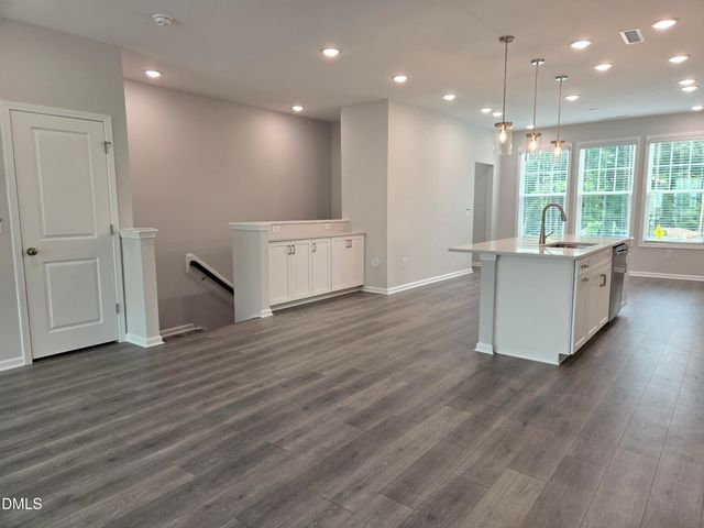 5009 Jowett'S Walk Drive 37, Cary, NC 27519