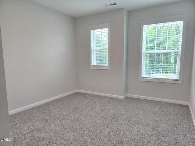 5009 Jowett'S Walk Drive 37, Cary, NC 27519