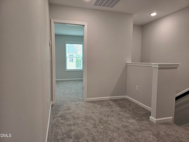 5009 Jowett'S Walk Drive 37, Cary, NC 27519