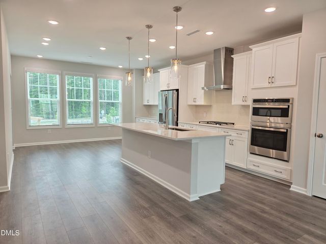 5009 Jowett'S Walk Drive 37, Cary, NC 27519