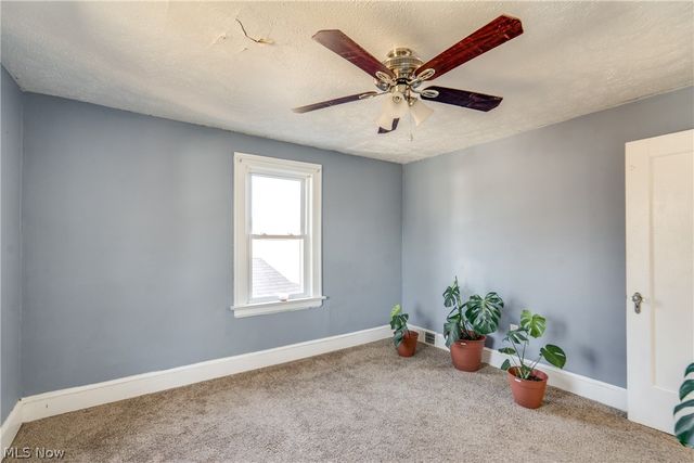 934 Packard Drive, Akron, OH 44320