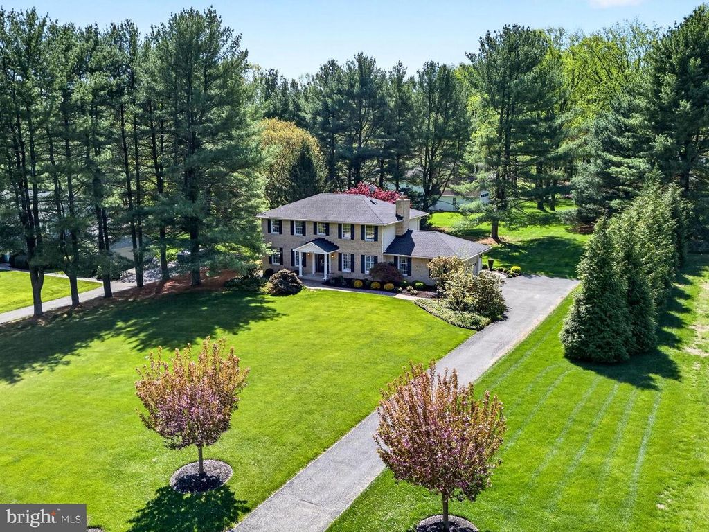 Image 2 of property listing at 3805 DUDDINGTON WAY, Phoenix, MD 21131