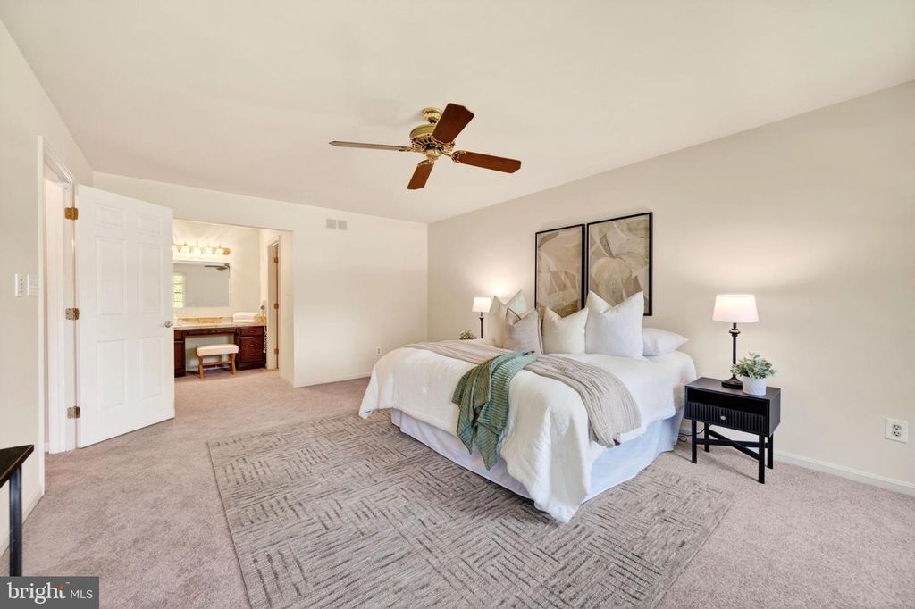 Image 23 of property listing at 3805 DUDDINGTON WAY, Phoenix, MD 21131