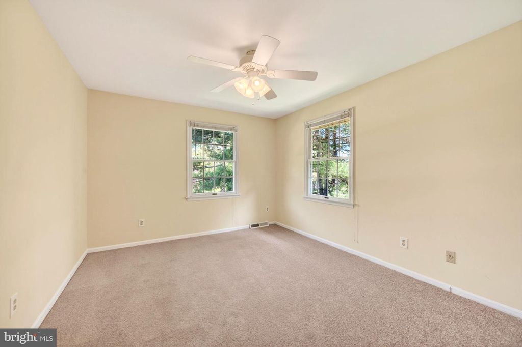 Image 33 of property listing at 3805 DUDDINGTON WAY, Phoenix, MD 21131