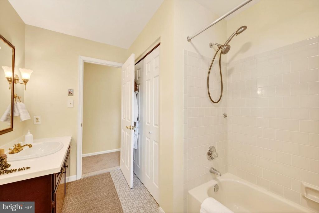 Image 36 of property listing at 3805 DUDDINGTON WAY, Phoenix, MD 21131