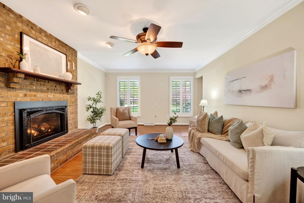 Image 5 of property listing at 3805 DUDDINGTON WAY, Phoenix, MD 21131