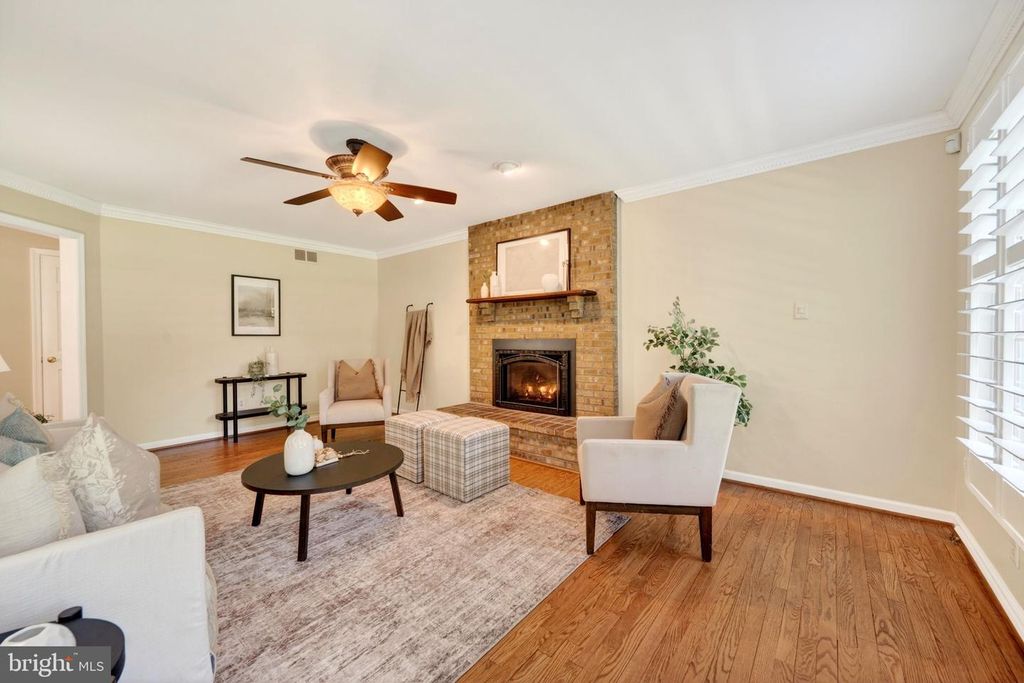 Image 6 of property listing at 3805 DUDDINGTON WAY, Phoenix, MD 21131