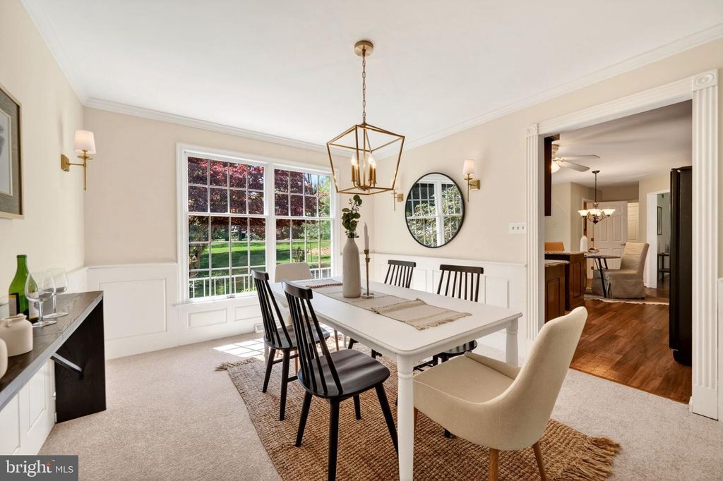 Image 9 of property listing at 3805 DUDDINGTON WAY, Phoenix, MD 21131