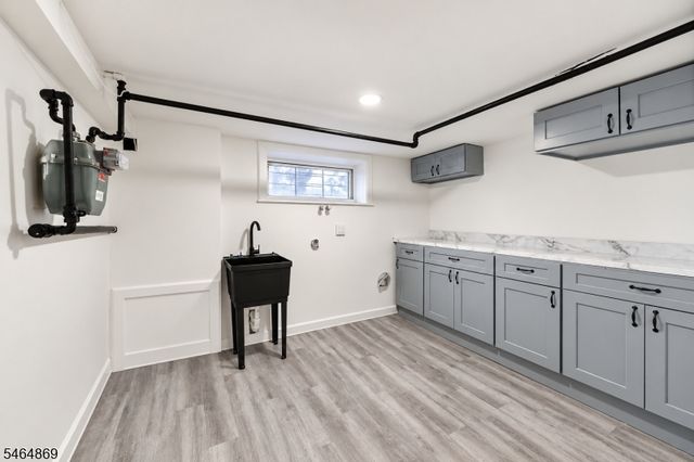 155 Augusta St, Irvington Twp., NJ 07111