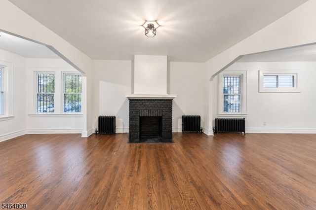 155 Augusta St, Irvington Twp., NJ 07111
