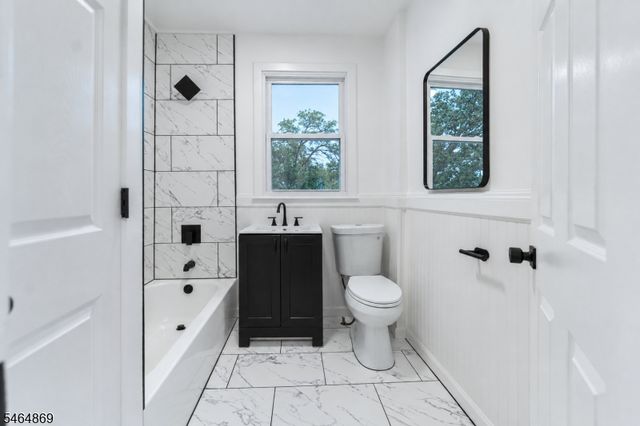 155 Augusta St, Irvington Twp., NJ 07111