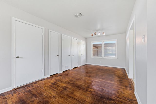 1308 Rose Avenue, Cleburne, TX 76033