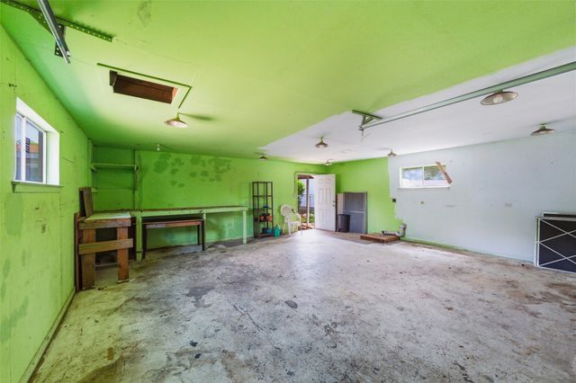 1308 Rose Avenue, Cleburne, TX 76033