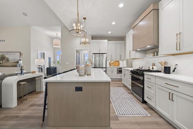 N66W21333 Sagebrush DRIVE, Lannon, WI 53046