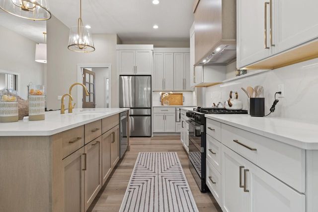 N66W21333 Sagebrush DRIVE, Lannon, WI 53046