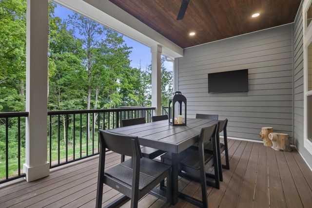 N66W21333 Sagebrush DRIVE, Lannon, WI 53046