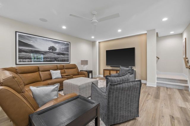 N66W21333 Sagebrush DRIVE, Lannon, WI 53046