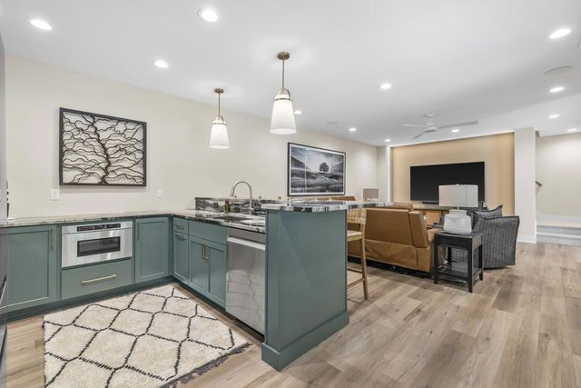 N66W21333 Sagebrush DRIVE, Lannon, WI 53046