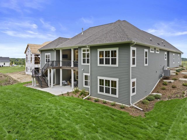 N66W21333 Sagebrush DRIVE, Lannon, WI 53046