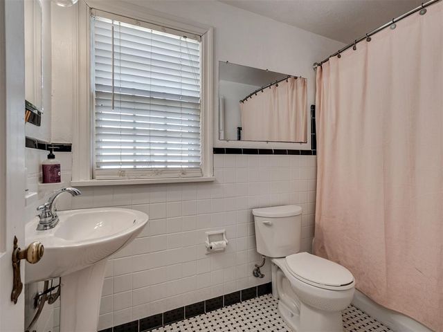 2620 NW 28th Street, Oklahoma City, OK 73107