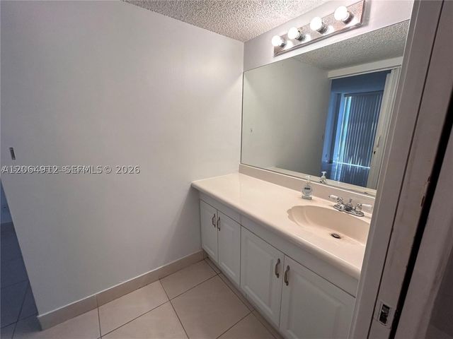 17011 N Bay Rd 112, Sunny Isles Beach, FL 33160
