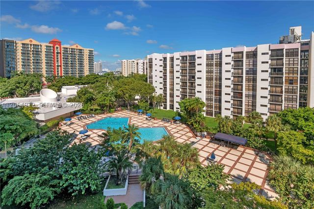17011 N Bay Rd 112, Sunny Isles Beach, FL 33160