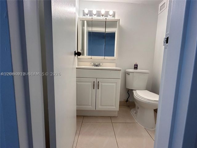 17011 N Bay Rd 112, Sunny Isles Beach, FL 33160
