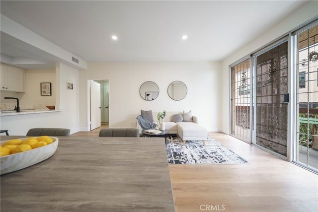 104 S Hayworth Avenue 204, Los Angeles, CA 90048